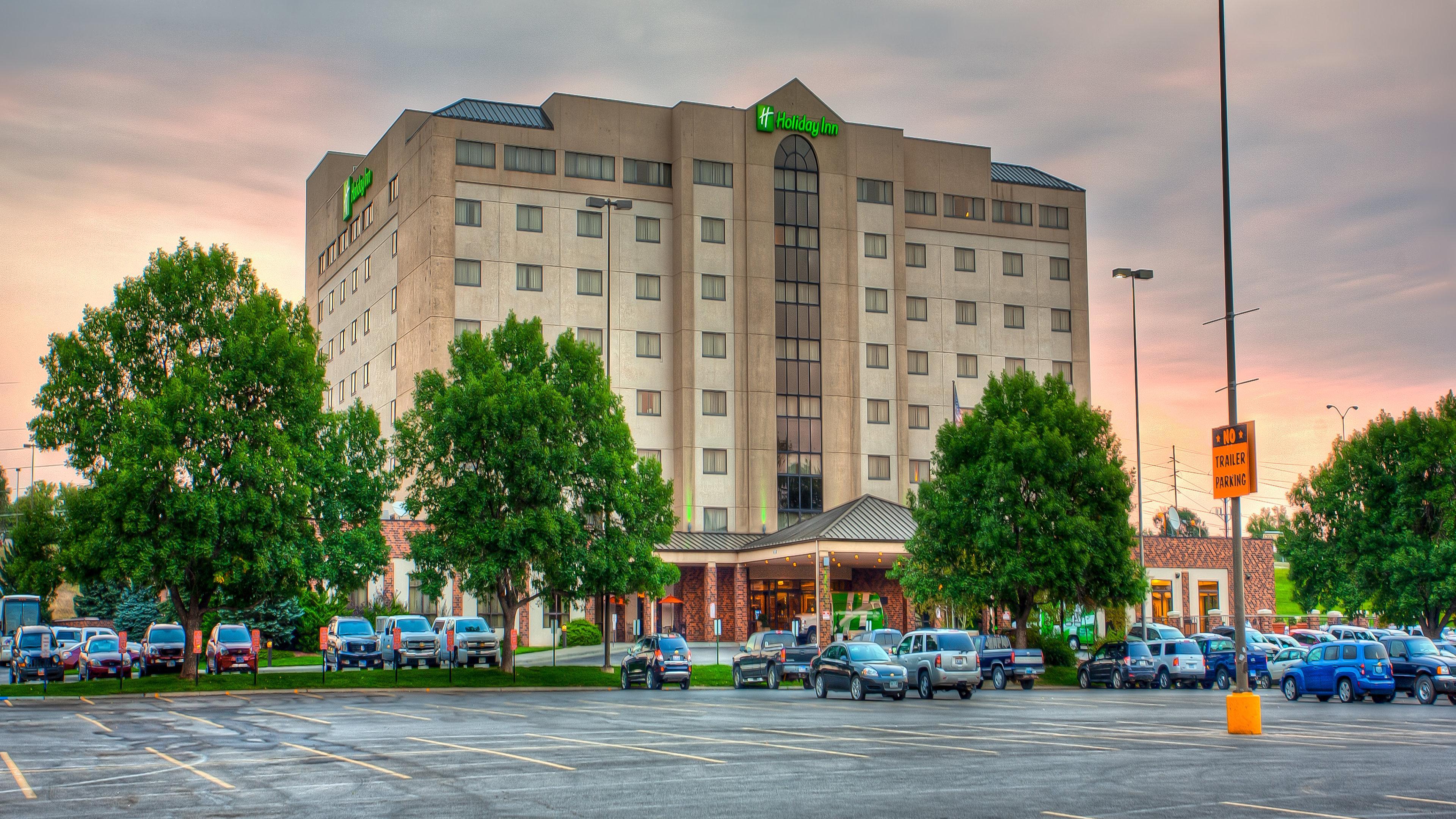 Holiday Inn Rapid City - Rushmore Plaza, An Ihg Hotel Exterior photo